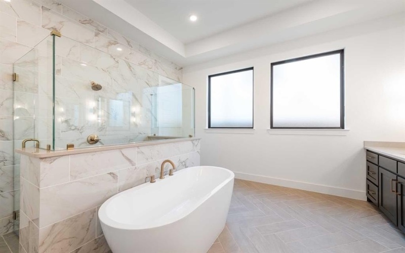 712 Bear Creek Drive, Hurst, TX 76054, 4 Bedrooms Bedrooms, ,5 BathroomsBathrooms,Residential,For Sale,712 Bear Creek Drive,0,20963584