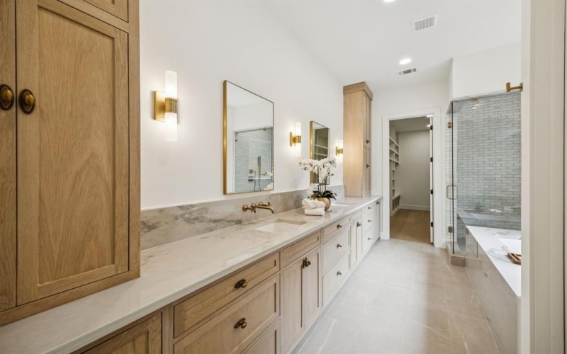 6244 Richmond Avenue, Dallas, TX 75214, 6 Habitaciones Habitaciones , ,7 BañosBaños,Residential,En Venta,6244 Richmond Avenue,20963672