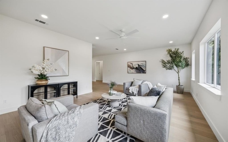 6244 Richmond Avenue, Dallas, TX 75214, 6 Habitaciones Habitaciones , ,7 BañosBaños,Residential,En Venta,6244 Richmond Avenue,20963672