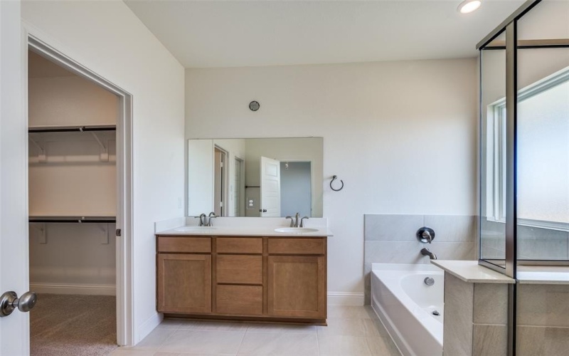 345 Fallbrook Drive, Aledo, TX 76008, 4 Bedrooms Bedrooms, ,2 BathroomsBathrooms,Residential,For Sale,345 Fallbrook Drive,0,20963725