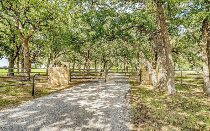 3019 Orchard Road, Bowie, TX 76230, 4 Habitaciones Habitaciones , ,3 BañosBaños,Residential,En Venta,3019 Orchard Road,20963936