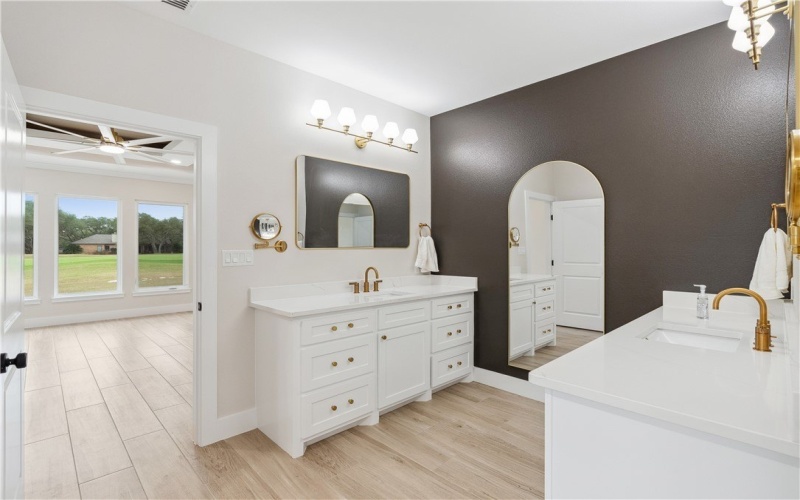 102 Cedar Ridge Drive, Rockport, TX 78382, 4 Bedrooms Bedrooms, ,3 BathroomsBathrooms,Residential,For Sale,102 Cedar Ridge Drive,445691