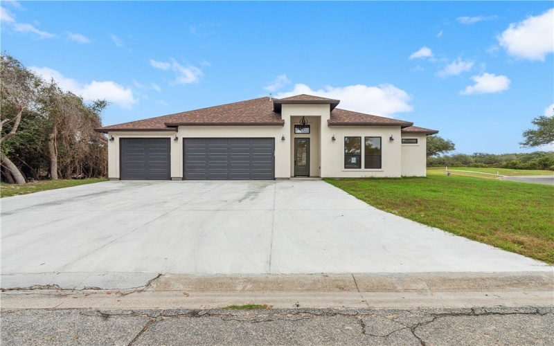 102 Cedar Ridge Drive, Rockport, TX 78382, 4 Bedrooms Bedrooms, ,3 BathroomsBathrooms,Residential,For Sale,102 Cedar Ridge Drive,445691