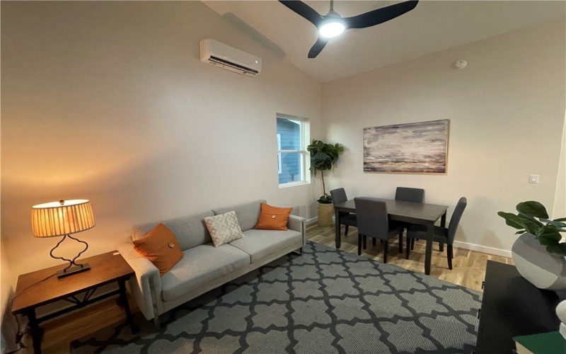 2351 W Market Street unit: 4 #4, Rockport, TX 78382, 2 Bedrooms Bedrooms, ,1 BathroomBathrooms,Residential,For Sale,2351 W Market Street unit: 4,445844