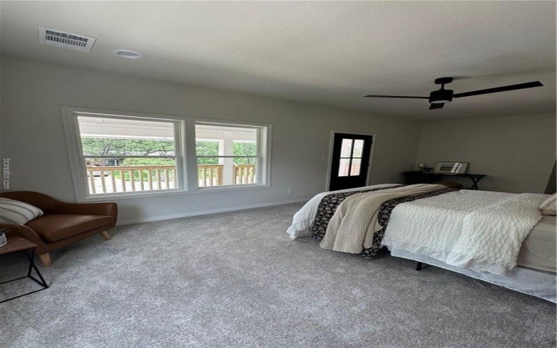 1104 Berkeley Street, College Station, TX 77840, 4 Habitaciones Habitaciones , ,5 BañosBaños,Residential,En Venta,1104 Berkeley Street,25006747