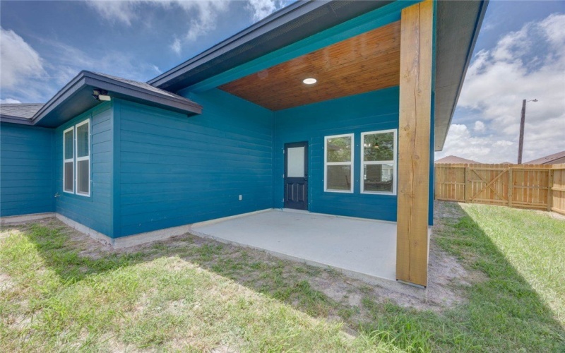 2509 Luzius Drive, Corpus Christi, TX 78418, 3 Bedrooms Bedrooms, ,2 BathroomsBathrooms,Residential,For Sale,2509 Luzius Drive,460378