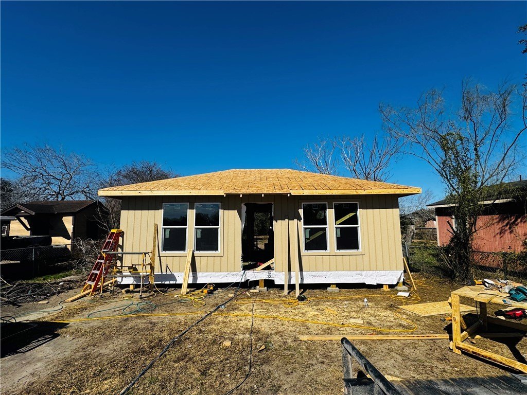 503 Oliver Street, Alice, TX 78332, 1 Bedroom Bedrooms, ,1 BathroomBathrooms,Residential,For Sale,503 Oliver Street,460379