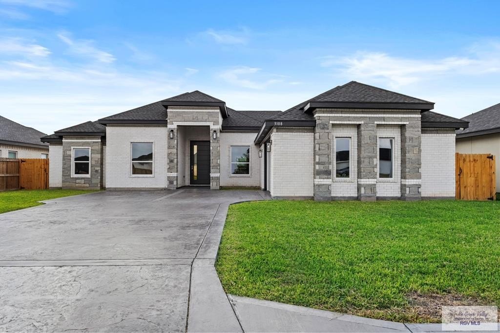 3108 TRAVIS ST., WESLACO, TX 78599, 4 Habitaciones Habitaciones , ,2 BañosBaños,Residential,En Venta,3108 TRAVIS ST.,0,29765894