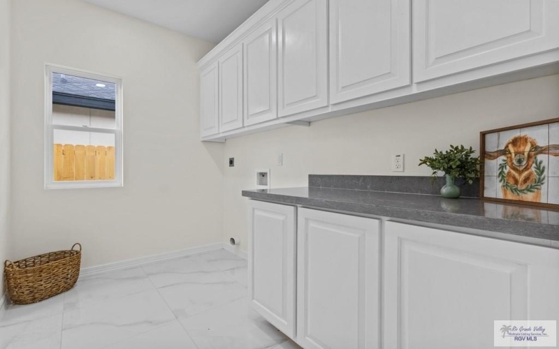 3108 TRAVIS ST., WESLACO, TX 78599, 4 Habitaciones Habitaciones , ,2 BañosBaños,Residential,En Venta,3108 TRAVIS ST.,0,29765894