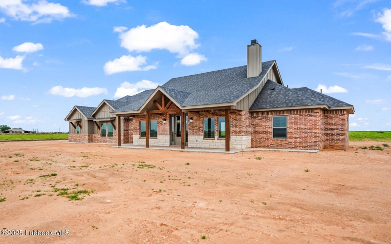 15706 N Farm To Market Rd 179, Shallowater, TX 79363, 3 Habitaciones Habitaciones , ,2 BañosBaños,Residential,En Venta,15706 N Farm To Market Rd 179,202556089
