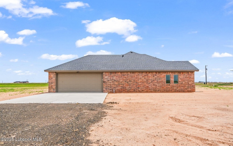 15706 N Farm To Market Rd 179, Shallowater, TX 79363, 3 Habitaciones Habitaciones , ,2 BañosBaños,Residential,En Venta,15706 N Farm To Market Rd 179,202556089