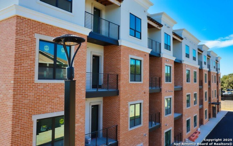 10899 S Hausman Rd #106, San Antonio, TX 78249, 2 Habitaciones Habitaciones , ,2 BañosBaños,Residential,En Venta,10899 S Hausman Rd,1874320