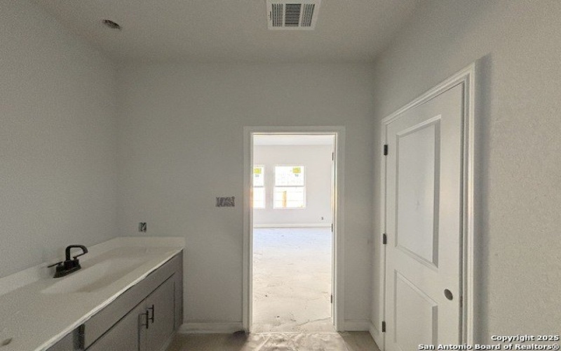 12807 Hill Plains Dr., Schertz, TX 78108, 3 Bedrooms Bedrooms, ,2 BathroomsBathrooms,Residential,For Sale,12807 Hill Plains Dr.,0,1874421