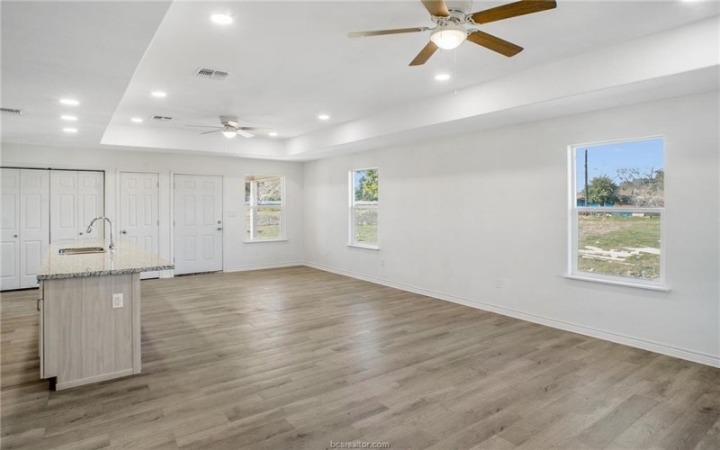 1707 Pine Street, Hearne, TX 77859, 3 Bedrooms Bedrooms, ,2 BathroomsBathrooms,Residential,For Sale,1707 Pine Street,25002043