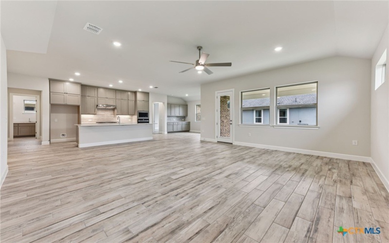 341 Sprinting Peak Drive, San Marcos, TX 78666, 2 Bedrooms Bedrooms, ,2 BathroomsBathrooms,Residential,For Sale,341 Sprinting Peak Drive,0,582889