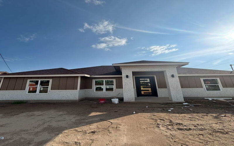 75 School Circle, Eagle Pass, TX 78852, 3 Habitaciones Habitaciones , ,2 BañosBaños,Residential,En Venta,75 School Circle,81335