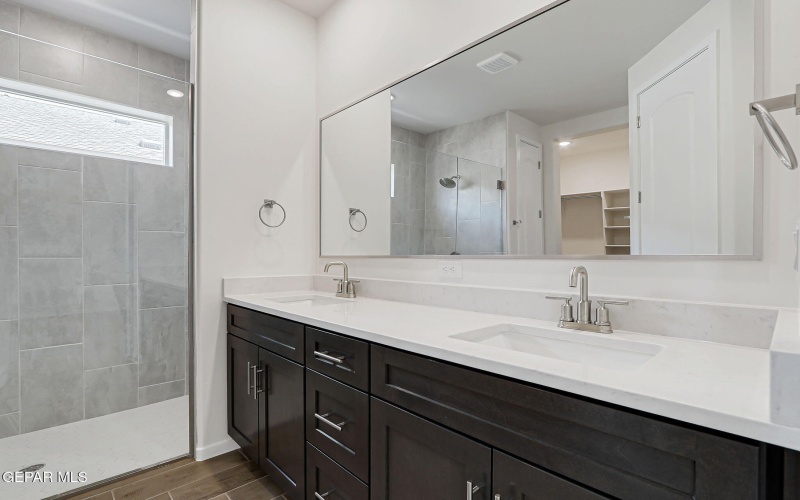 1240 Indigo Sky Street, El Paso, TX 79928, 3 Habitaciones Habitaciones , ,2 BañosBaños,Residential,En Venta,1240 Indigo Sky Street,924349