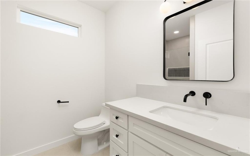 3425 E Kidd Avenue, Edinburg, TX 78542, 3 Bedrooms Bedrooms, ,2 BathroomsBathrooms,Residential,For Sale,3425 E Kidd Avenue,471966