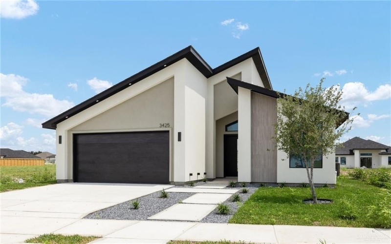 3425 E Kidd Avenue, Edinburg, TX 78542, 3 Bedrooms Bedrooms, ,2 BathroomsBathrooms,Residential,For Sale,3425 E Kidd Avenue,471966