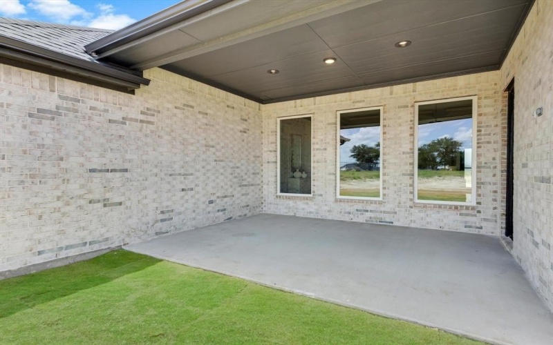 1060 Uplift Drive, Weatherford, TX 76087, 4 Bedrooms Bedrooms, ,3 BathroomsBathrooms,Residential,For Sale,1060 Uplift Drive,20930247