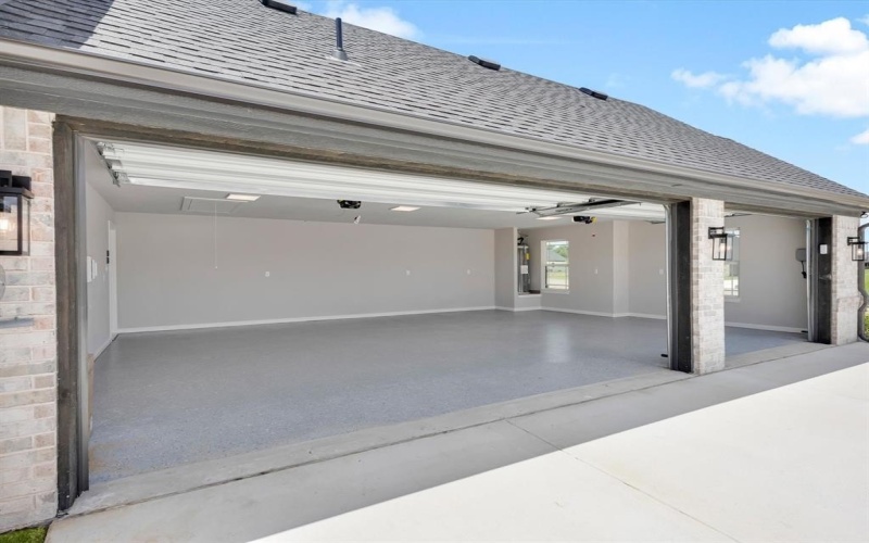 1060 Uplift Drive, Weatherford, TX 76087, 4 Bedrooms Bedrooms, ,3 BathroomsBathrooms,Residential,For Sale,1060 Uplift Drive,20930247