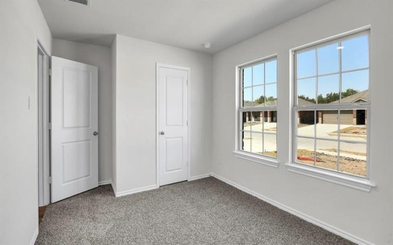 911 Fairbanks Drive, Ennis, TX 75119, 4 Bedrooms Bedrooms, ,2 BathroomsBathrooms,Residential,For Sale,911 Fairbanks Drive,20964774