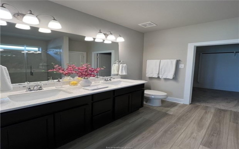 5308 Lyle Place, Bryan, TX 77807, 4 Bedrooms Bedrooms, ,2 BathroomsBathrooms,Residential,For Sale,5308 Lyle Place,25002164