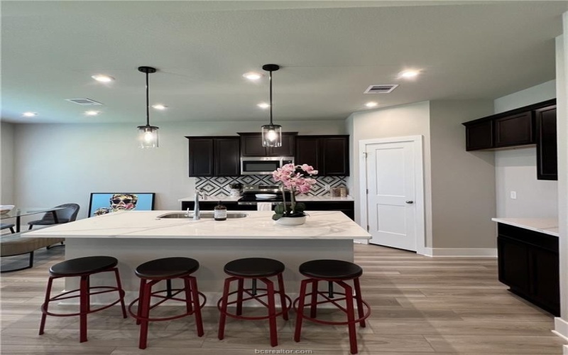 5308 Lyle Place, Bryan, TX 77807, 4 Bedrooms Bedrooms, ,2 BathroomsBathrooms,Residential,For Sale,5308 Lyle Place,25002164