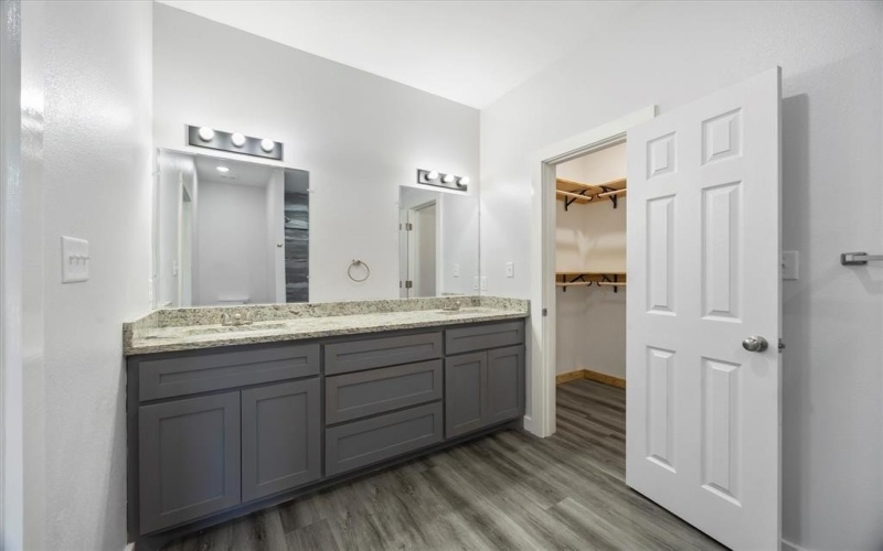 108 E Locust, Campbell, TX 75422, 3 Habitaciones Habitaciones , ,2 BañosBaños,Residential,En Venta,108 E Locust,20964805