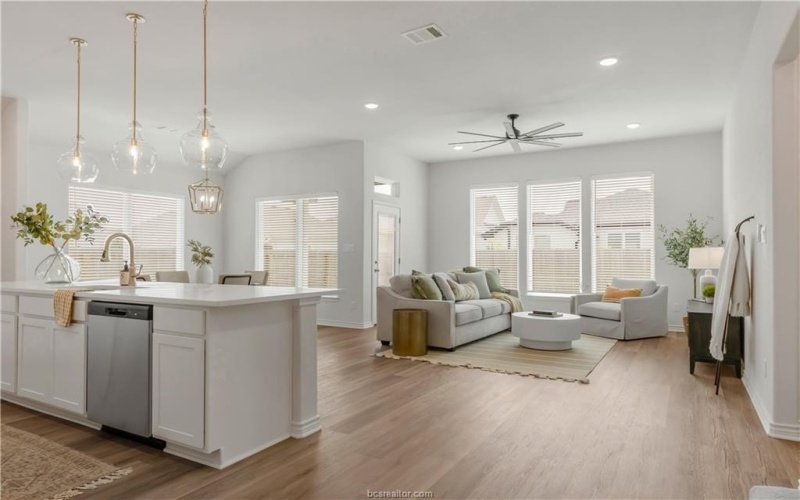 3108 Charge Lane, Bryan, TX 77808, 3 Bedrooms Bedrooms, ,3 BathroomsBathrooms,Residential,For Sale,3108 Charge Lane,25002201