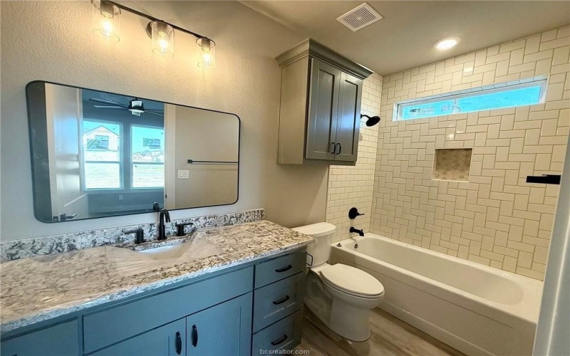 7823 Luke Court, Bryan, TX 77808, 4 Habitaciones Habitaciones , ,3 BañosBaños,Residential,En Venta,7823 Luke Court,0,25002245