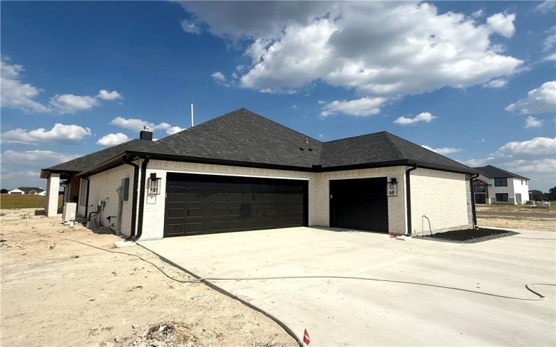 7823 Luke Court, Bryan, TX 77808, 4 Habitaciones Habitaciones , ,3 BañosBaños,Residential,En Venta,7823 Luke Court,0,25002245