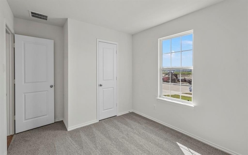 1005 Newport Drive, Ferris, TX 75125, 4 Bedrooms Bedrooms, ,2 BathroomsBathrooms,Residential,For Sale,1005 Newport Drive,20964871