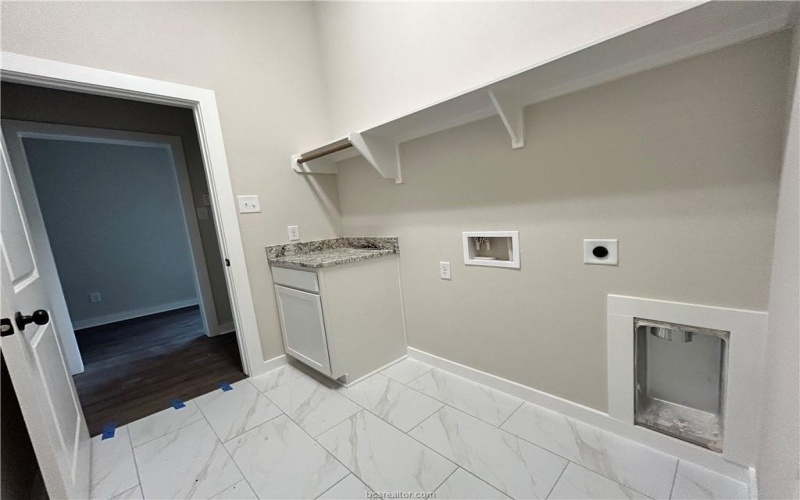 2814 Messenger Way, Bryan, TX 77802, 3 Bedrooms Bedrooms, ,2 BathroomsBathrooms,Residential,For Sale,2814 Messenger Way,25002256