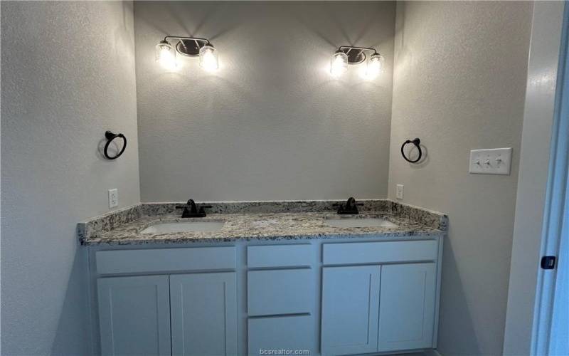 2814 Messenger Way, Bryan, TX 77802, 3 Bedrooms Bedrooms, ,2 BathroomsBathrooms,Residential,For Sale,2814 Messenger Way,25002256