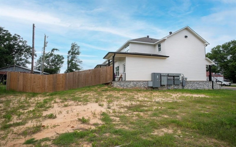 18747 FM 2493, Flint, TX 75762, ,Residential Multi Family,For Sale,18747 FM 2493,20965019