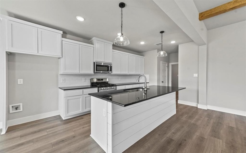 633 Mooney Drive, Saginaw, TX 76179, 4 Bedrooms Bedrooms, ,2 BathroomsBathrooms,Residential,For Sale,633 Mooney Drive,20965177