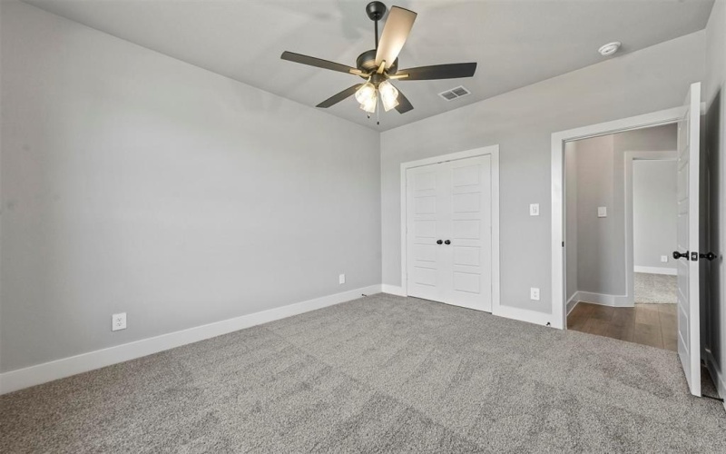 633 Mooney Drive, Saginaw, TX 76179, 4 Bedrooms Bedrooms, ,2 BathroomsBathrooms,Residential,For Sale,633 Mooney Drive,20965177