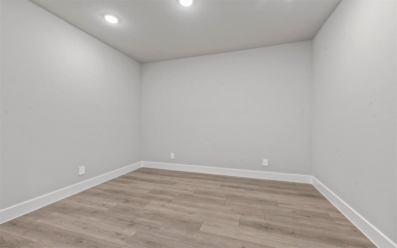 633 Mooney Drive, Saginaw, TX 76179, 4 Bedrooms Bedrooms, ,2 BathroomsBathrooms,Residential,For Sale,633 Mooney Drive,20965177