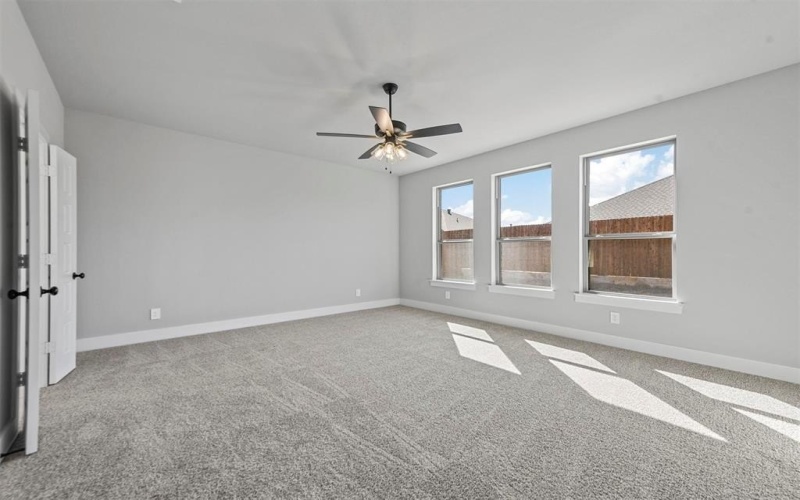 633 Mooney Drive, Saginaw, TX 76179, 4 Bedrooms Bedrooms, ,2 BathroomsBathrooms,Residential,For Sale,633 Mooney Drive,20965177