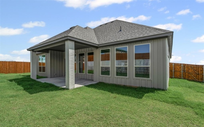 207 Mitchell Drive, Glen Rose, TX 76043, 3 Habitaciones Habitaciones , ,2 BañosBaños,Residential,En Venta,207 Mitchell Drive,20965516