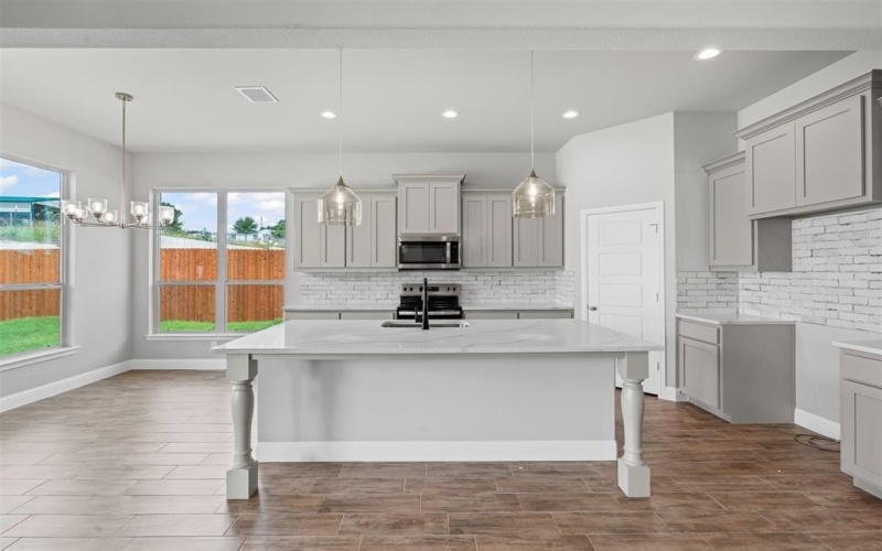 207 Mitchell Drive, Glen Rose, TX 76043, 3 Habitaciones Habitaciones , ,2 BañosBaños,Residential,En Venta,207 Mitchell Drive,20965516