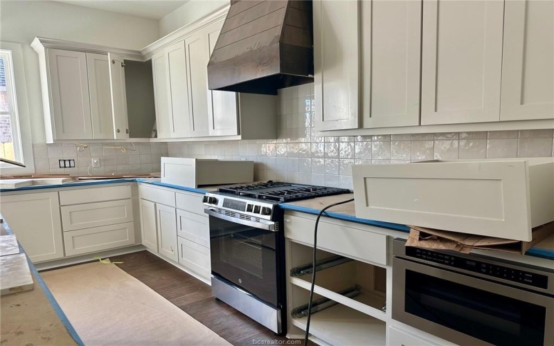3581 Chantilly Path, Bryan, TX 77808, 4 Bedrooms Bedrooms, ,3 BathroomsBathrooms,Residential,For Sale,3581 Chantilly Path,25002745