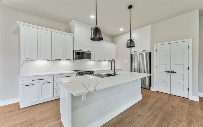 2603 Creek Drive, Granbury, TX 76048, 4 Habitaciones Habitaciones , ,2 BañosBaños,Residential,En Venta,2603 Creek Drive,20956295