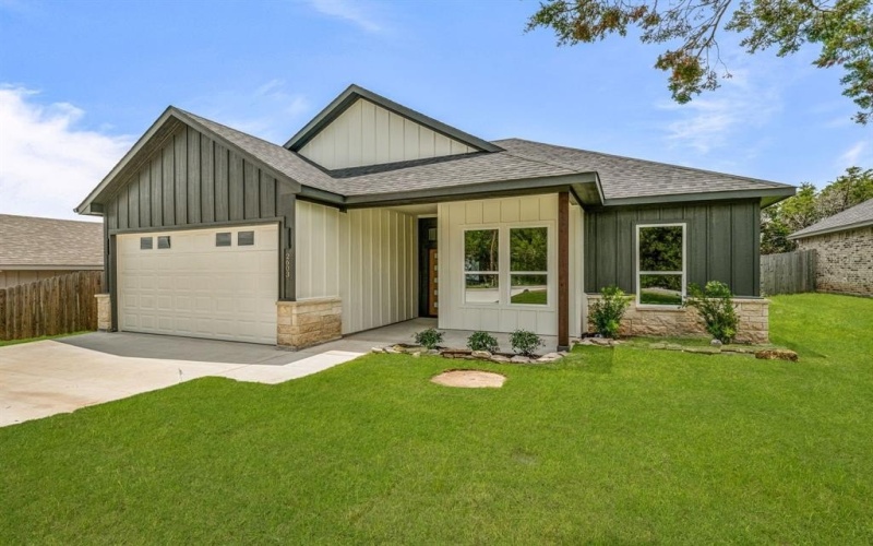 2603 Creek Drive, Granbury, TX 76048, 4 Habitaciones Habitaciones , ,2 BañosBaños,Residential,En Venta,2603 Creek Drive,20956295