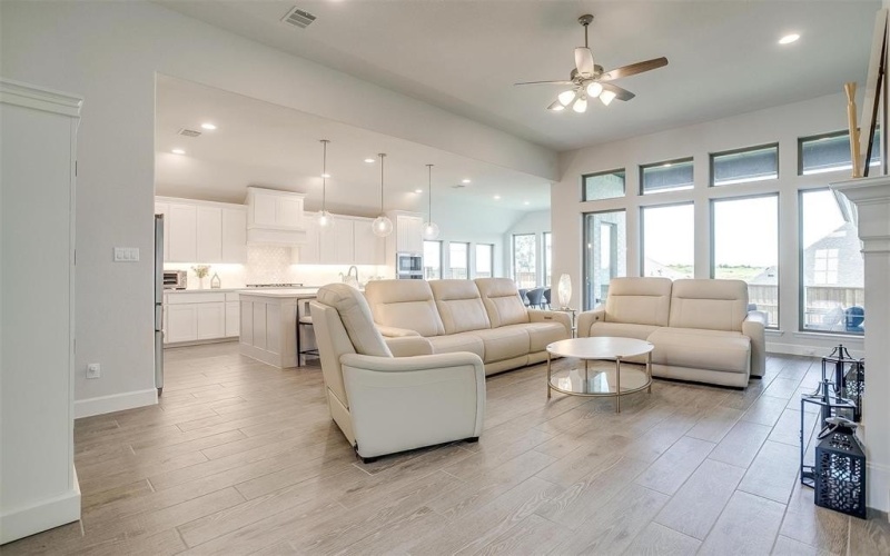 135 Derrett Lane, Rhome, TX 76078, 4 Habitaciones Habitaciones , ,3 BañosBaños,Residential,En Venta,135 Derrett Lane,20956519