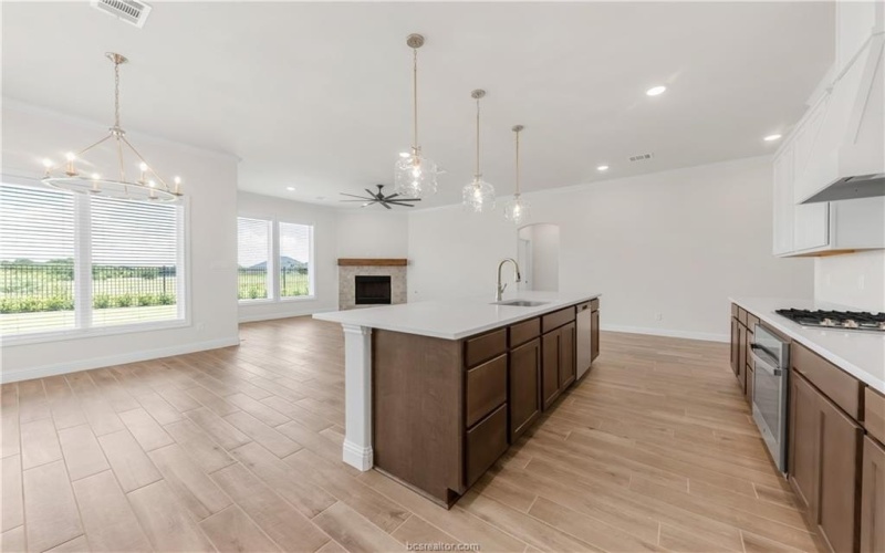 4707 Coral River Road, College Station, TX 77845, 4 Bedrooms Bedrooms, ,3 BathroomsBathrooms,Residential,For Sale,4707 Coral River Road,25003168