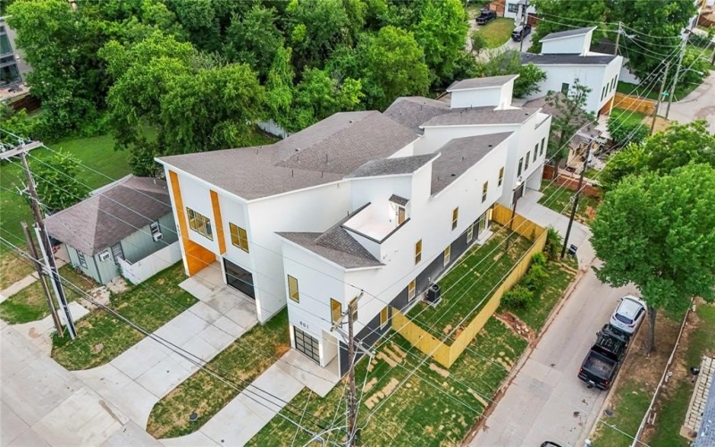 601 S Moore Street, Dallas, TX 75203, 3 Habitaciones Habitaciones , ,2 BañosBaños,Residential,En Venta,601 S Moore Street,20964623