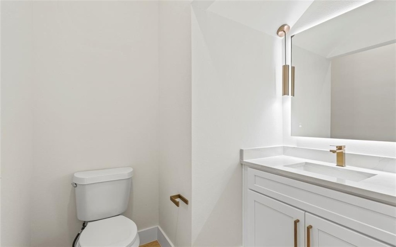 601 S Moore Street, Dallas, TX 75203, 3 Habitaciones Habitaciones , ,2 BañosBaños,Residential,En Venta,601 S Moore Street,20964623