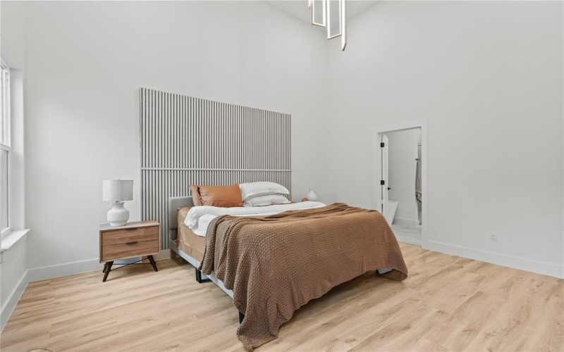 603 S Moore Street, Dallas, TX 75203, 4 Habitaciones Habitaciones , ,2 BañosBaños,Residential,En Venta,603 S Moore Street,20964631